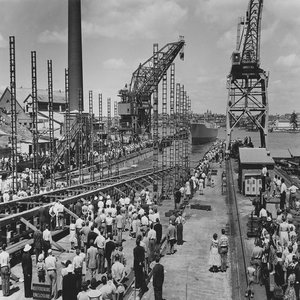 cover image of Season 3, Episode 9 : Cockatoo Island & the Navy (Part 1)